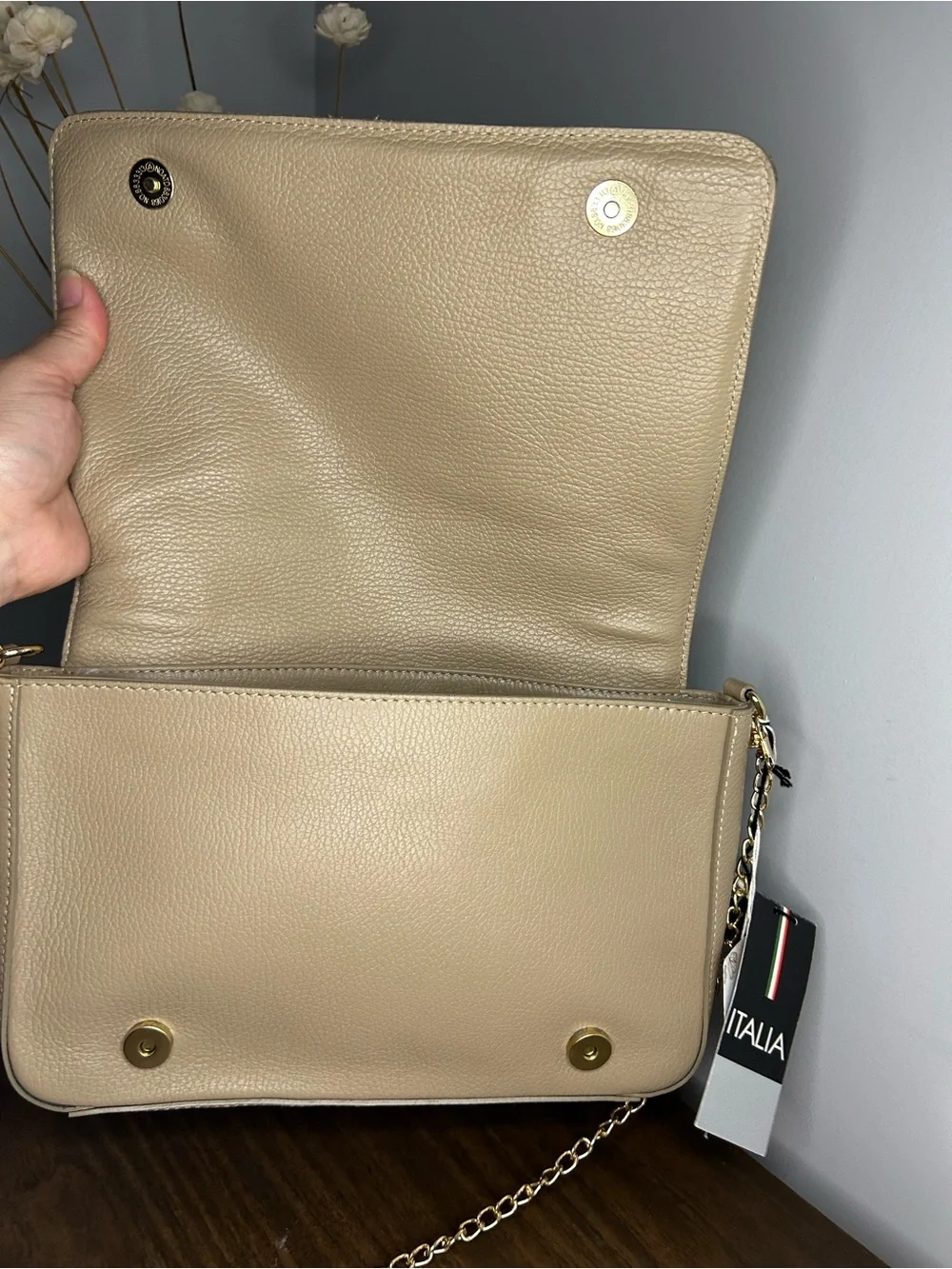 Stella Bianca NWT Cappuccino Genuine Leather Made in Italy Crossbody Purse